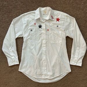Tia Designs Women’s Vintage White Star Studded American Flag Ribbon Shirt Sz S M